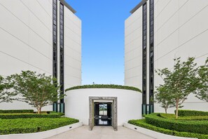 아파트 | 리셉션