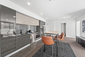 Apartment | Dining
