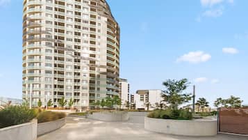 Apartment | Exterior