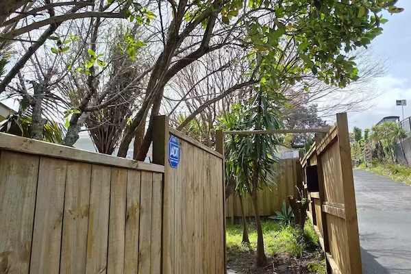 Enceinte de lâhĂ©bergement