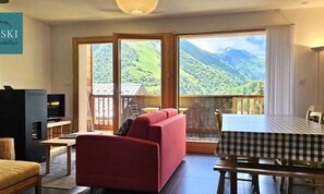Living area - Chalet in Saint-sorlin Near Ski Slopes (Saint-Sorlin-d'Arves)