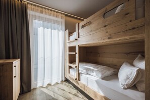 2 habitaciones, internet y ropa de cama