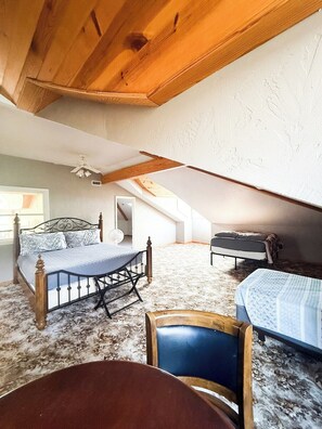 7 عدّة غرف نوم ومكواة/لوح كي وواي فاي