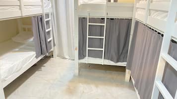 Laptop workspace, iron/ironing board, free WiFi, bed sheets