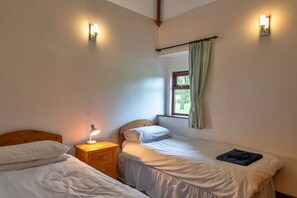 3 chambres, Wi-Fi gratuit, draps fournis