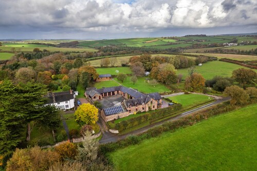 Warren Cottage, Stowford