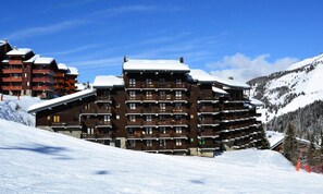 Exterior - 2 Rooms Ideally Located Ski-in/skis-out (Les Allues)