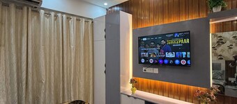 Charming bed & breakfast in enchanting Greater Noida with AC
