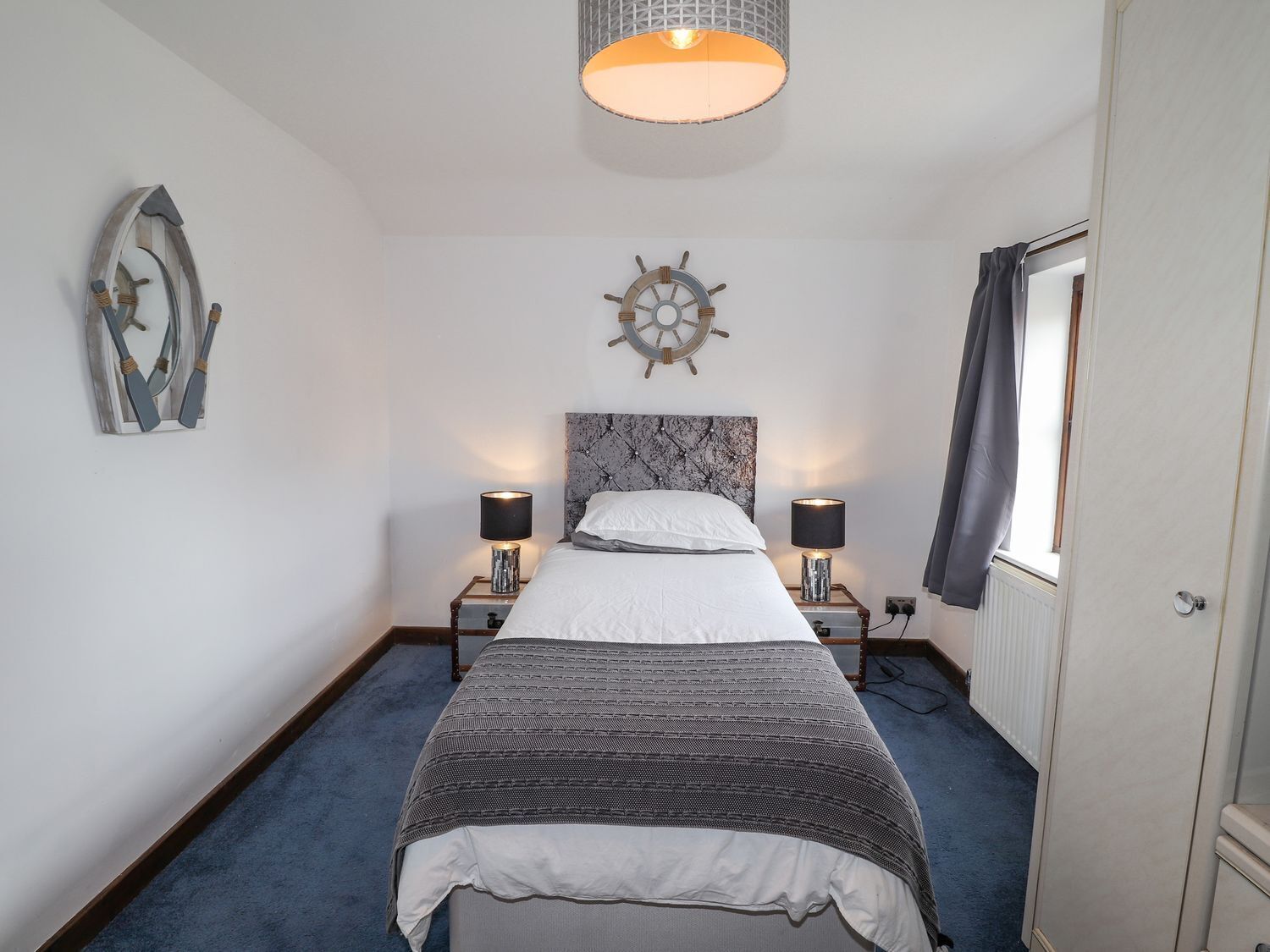 5 bedrooms, individually decorated, individually furnished, free WiFi