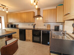 Máy rửa bát, dụng cụ nấu nướng/bát dĩa/dao nĩa 