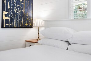 Apartment | 2 bedrooms, laptop workspace, iron/ironing board, bed sheets