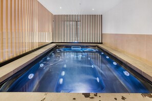 Spa treatment - Stay Near Botanic Garden With Gym, Sauna & Parking (Melbourne)