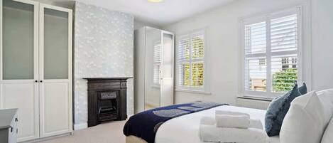 3 bedrooms, iron/ironing board, travel crib, WiFi