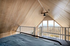 Room - Picturesque Chalet-Style Cabin with Hot Tub, Minutes From the Shenandoah in Hardy County, West Virginia (Hardy County)
