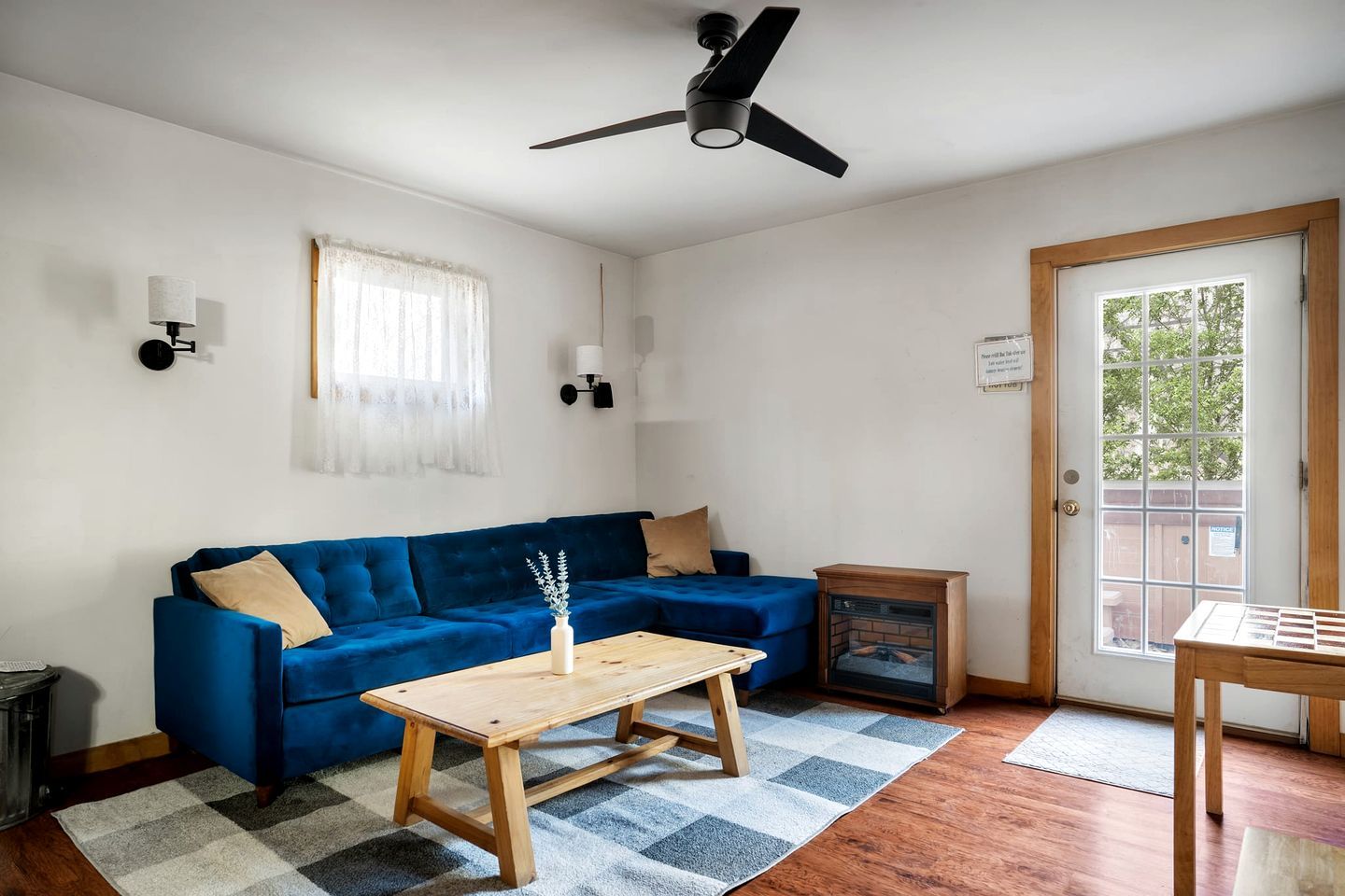 TV, fireplace, DVD player, table tennis