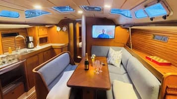 Hus, 3 soverom, byutsikt | Lounge