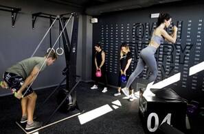 Apartamento, 3 habitaciones, balcón, vistas al jardín | Sala de fitness