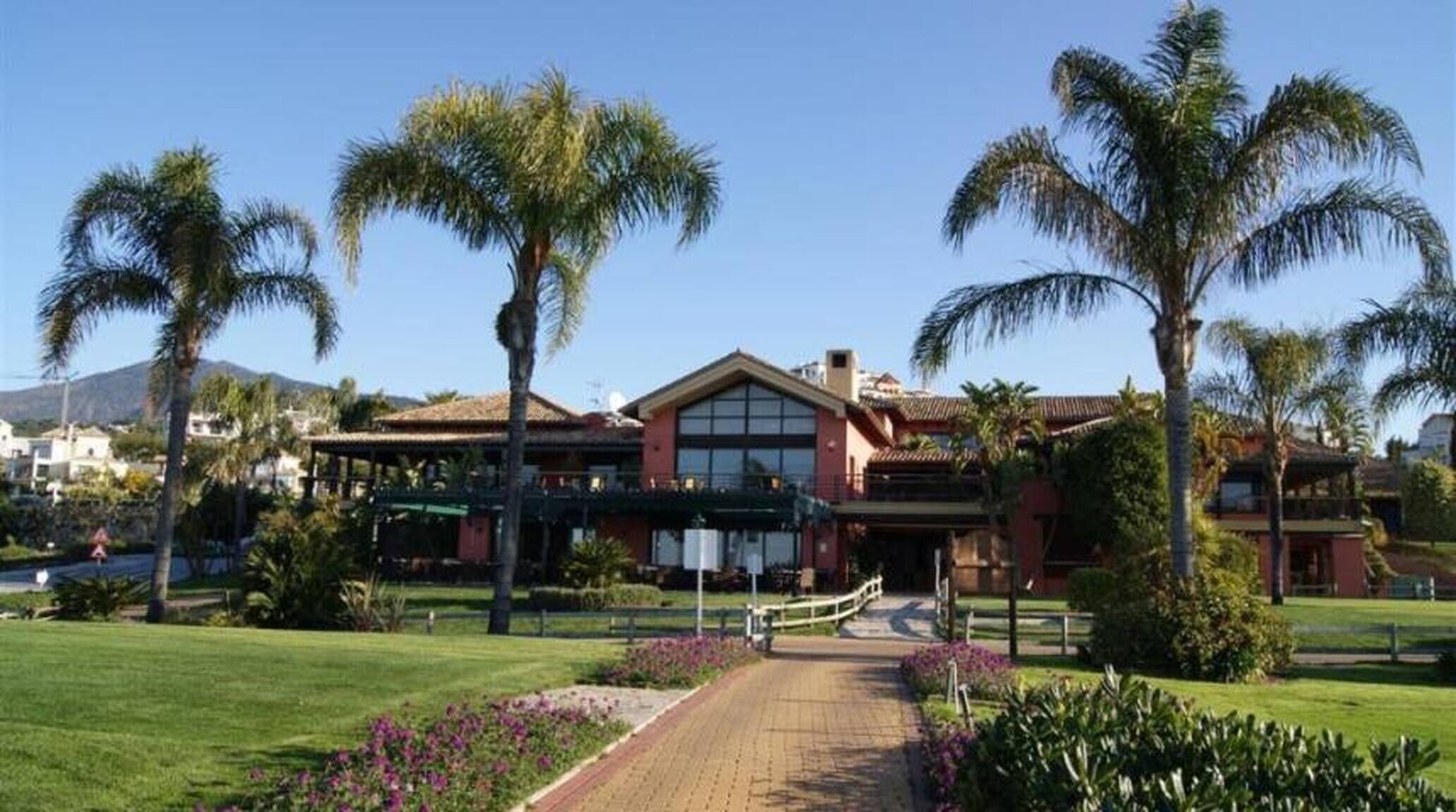 Apartment, 3 Bedrooms, Balcony, Garden View | Exterior