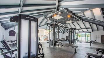 Apartment, 3 Bedrooms, Balcony, Garden View | Fitness facility