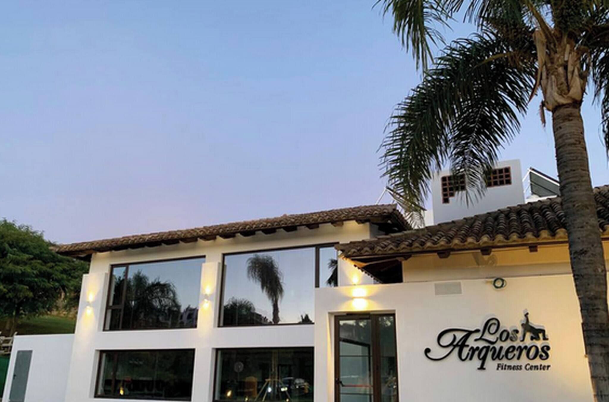 Leilighet, 3 soverom, balkong, hageutsikt | Eksteriør