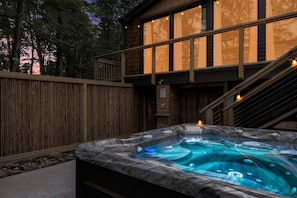 Bain à remous extérieur