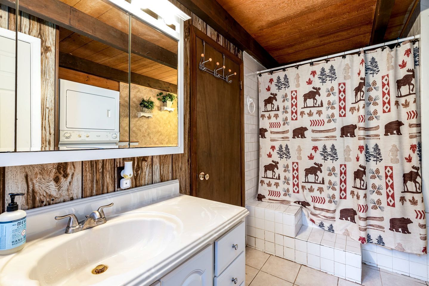 Hair dryer, towels