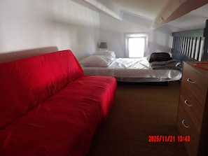 2 bedrooms