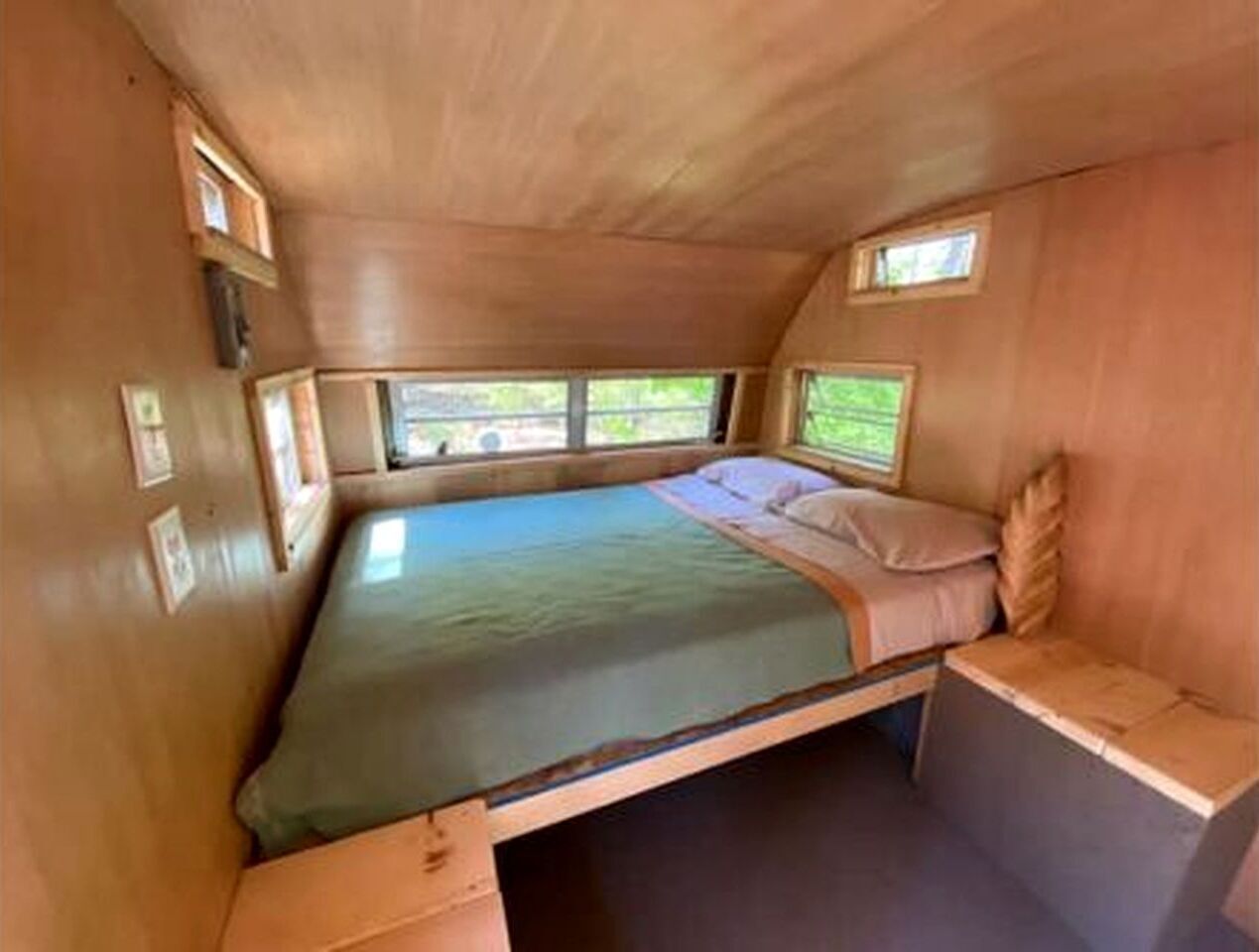 1 habitación y ropa de cama 