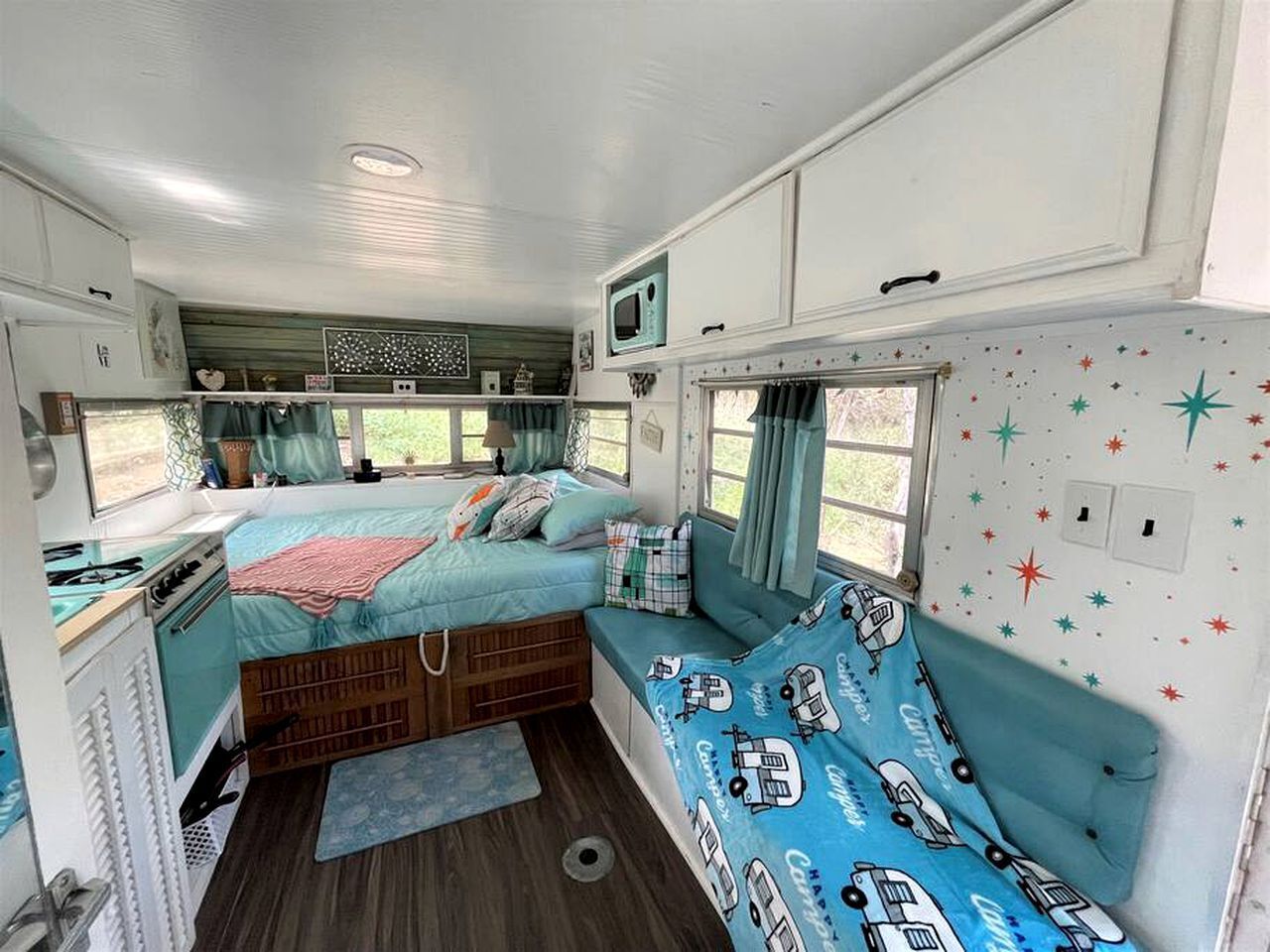 1 habitación y ropa de cama 