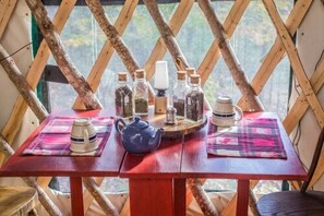 تناول الطعام