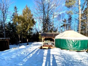 المنطقة المحيطة بالمنشأة