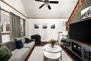 Living area - Cozy Cabin with Hot Tub, Fire Pit, Wifi, Grill Deck & Pets, Rio, WV (Rio)