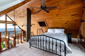 1 habitación, tabla de planchar con plancha y ropa de cama 