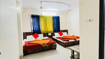 Quarto casal luxo, vista para a cidade | Wi-Fi de cortesia