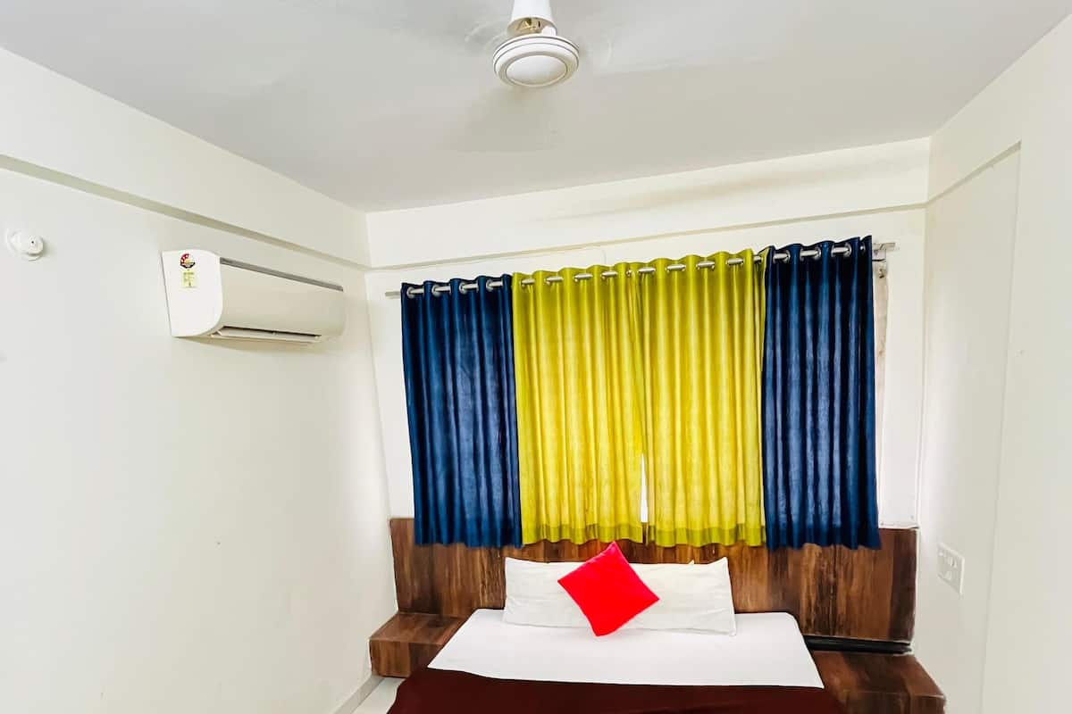 Deluxe Double Room, City View | Free WiFi