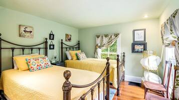 1 camera, una scrivania, Wi-Fi, lenzuola