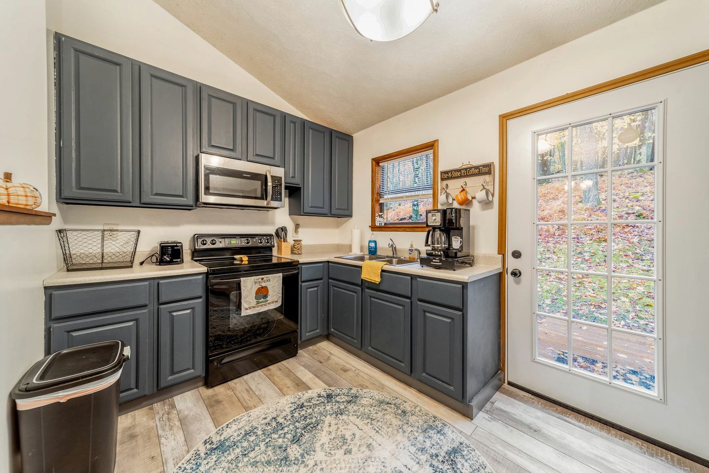 Microwave, stovetop, dining table