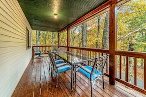 Outdoor dining - Spacious Cabin Retreat with Hot Tub, Deck, Resort Amenities in Terra Alta, WV (Terra Alta)