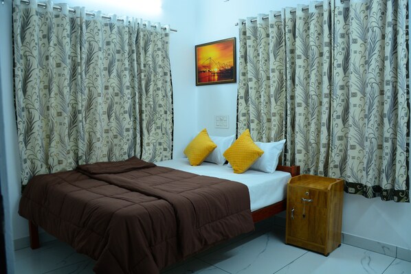 Strygejern/strygebræt, gratis Wi-Fi, sengetøj