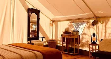 Luxury Glamping Tent for Oregon Getaway- Woodsman, Idleyld Park, OR
