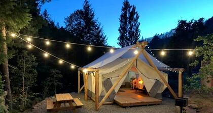 Luxury Glamping Tent for Oregon Getaway- Woodsman, Idleyld Park, OR