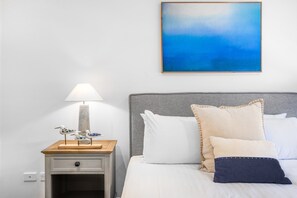 شقة | 2 عدّة غرف نوم ومساحة عمل للكمبيوتر المحمول ومكواة/لوح كي وملاءات أسرّة