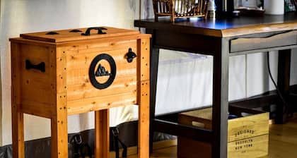 Glamping! Luxury Tent - Ranger, Idleyld Park, OR