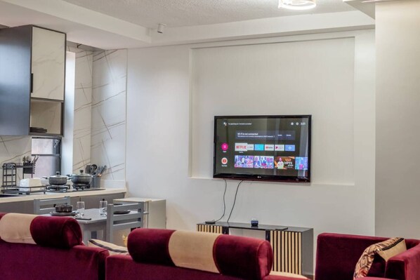 Studio, 1 Bedroom, Balcony | Living room - Modern Cozy Studio in the Heart of Kampala (Kampala)