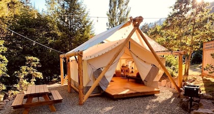 Tranquil Umpqua National Forest Accommodation Ideal for a Getaway in Oregon