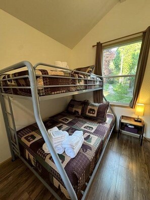 1 غرفة نوم وواي فاي وملاءات أسرّة