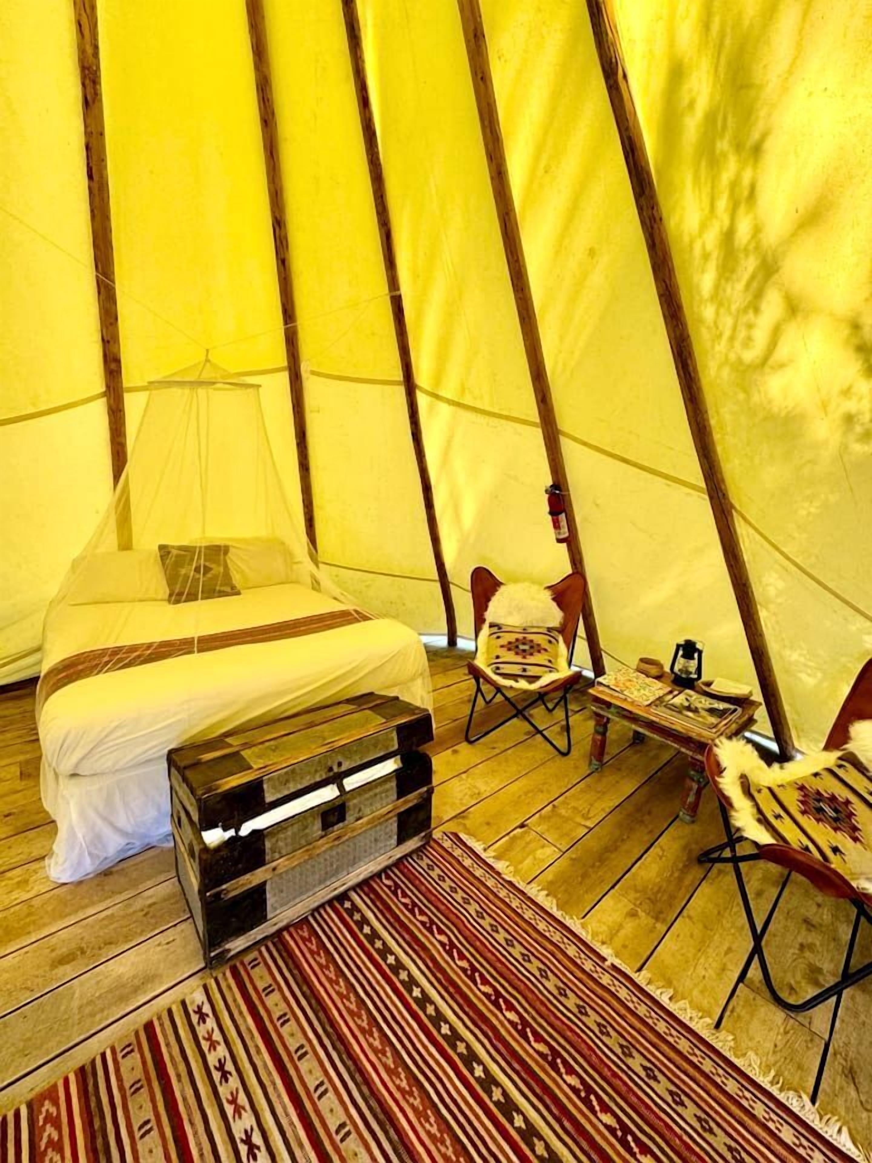 1 Schlafzimmer, Schreibtisch, Reisekinderbett, WLAN