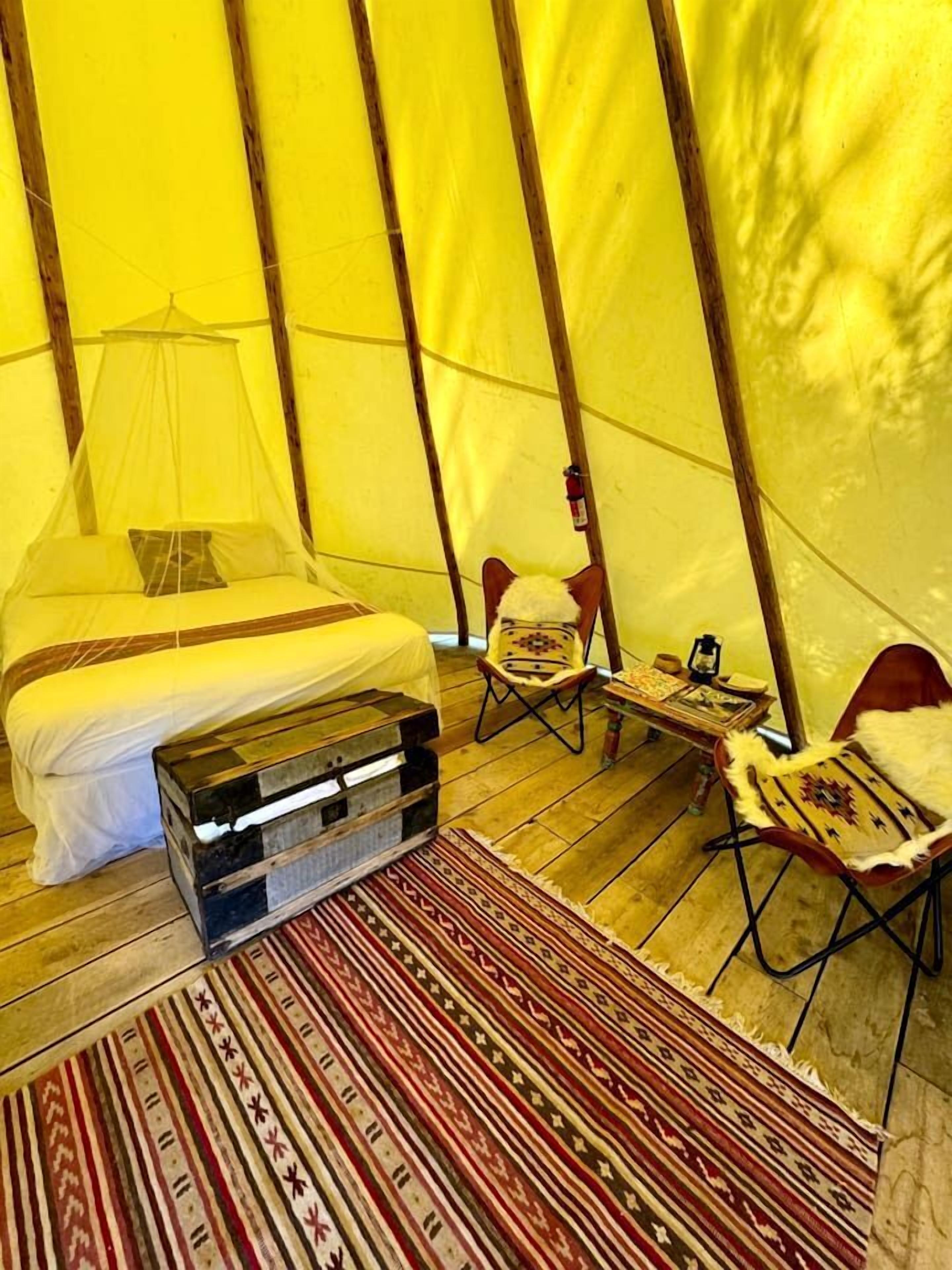 1 habitación, escritorio, cuna de viaje y wifi 