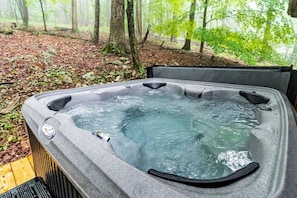 Bañera de hidromasaje al aire libre