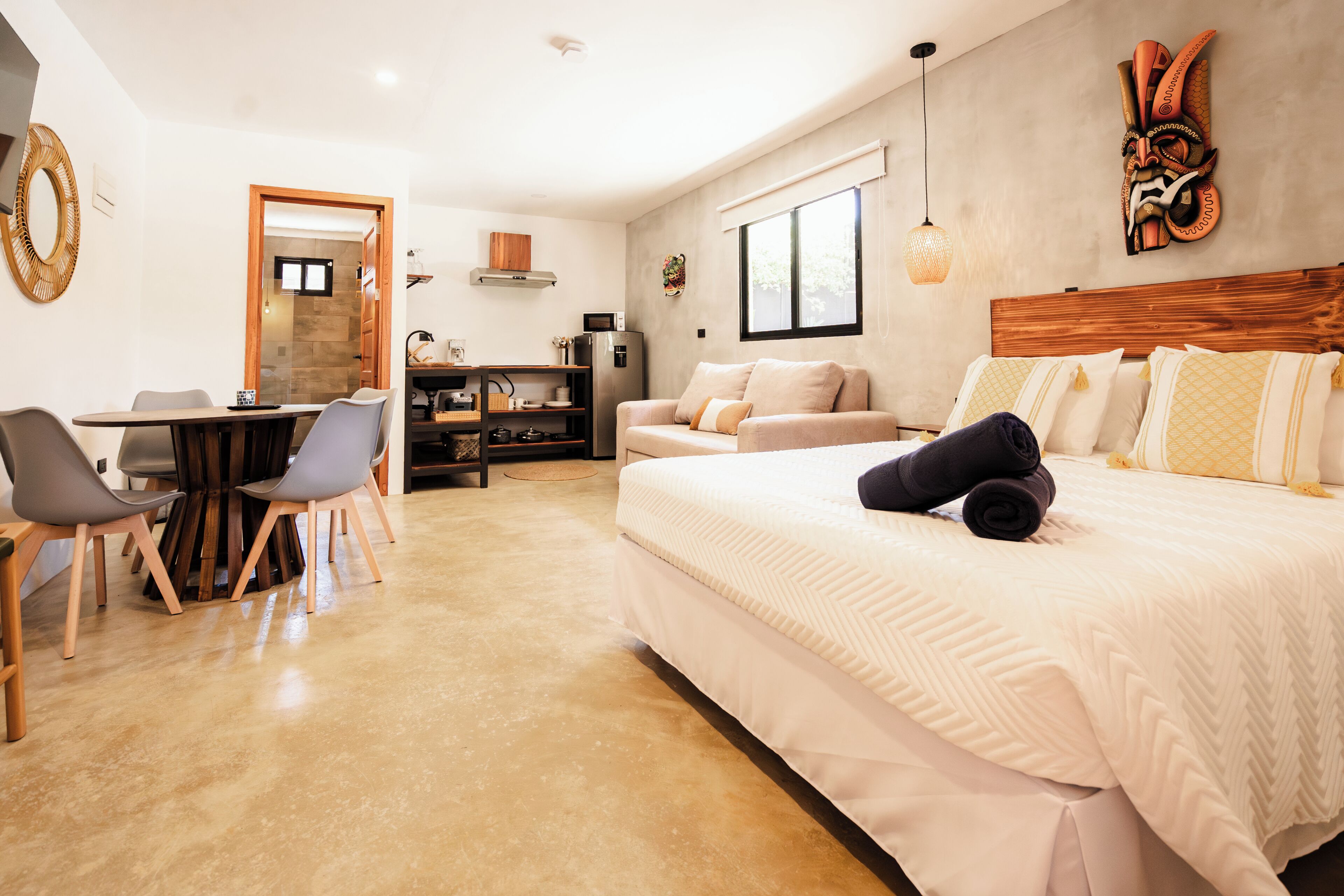 Comfort Apartment | Desk, laptop workspace, free WiFi
